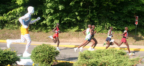 Elite runners at Boilermaker 07